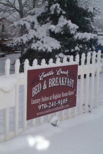 Castle Creek Bed And Breakfast แกรนด์จังค์ชัน ภายนอก รูปภาพ
